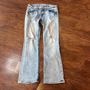 Women’s BKE Stella distressed boot cut jeans size 29R